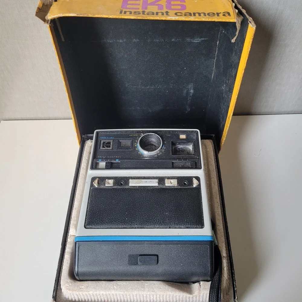 Vintage Kodak EK6 Instant Camera with Original Box Styrofoam Insert Prop Display